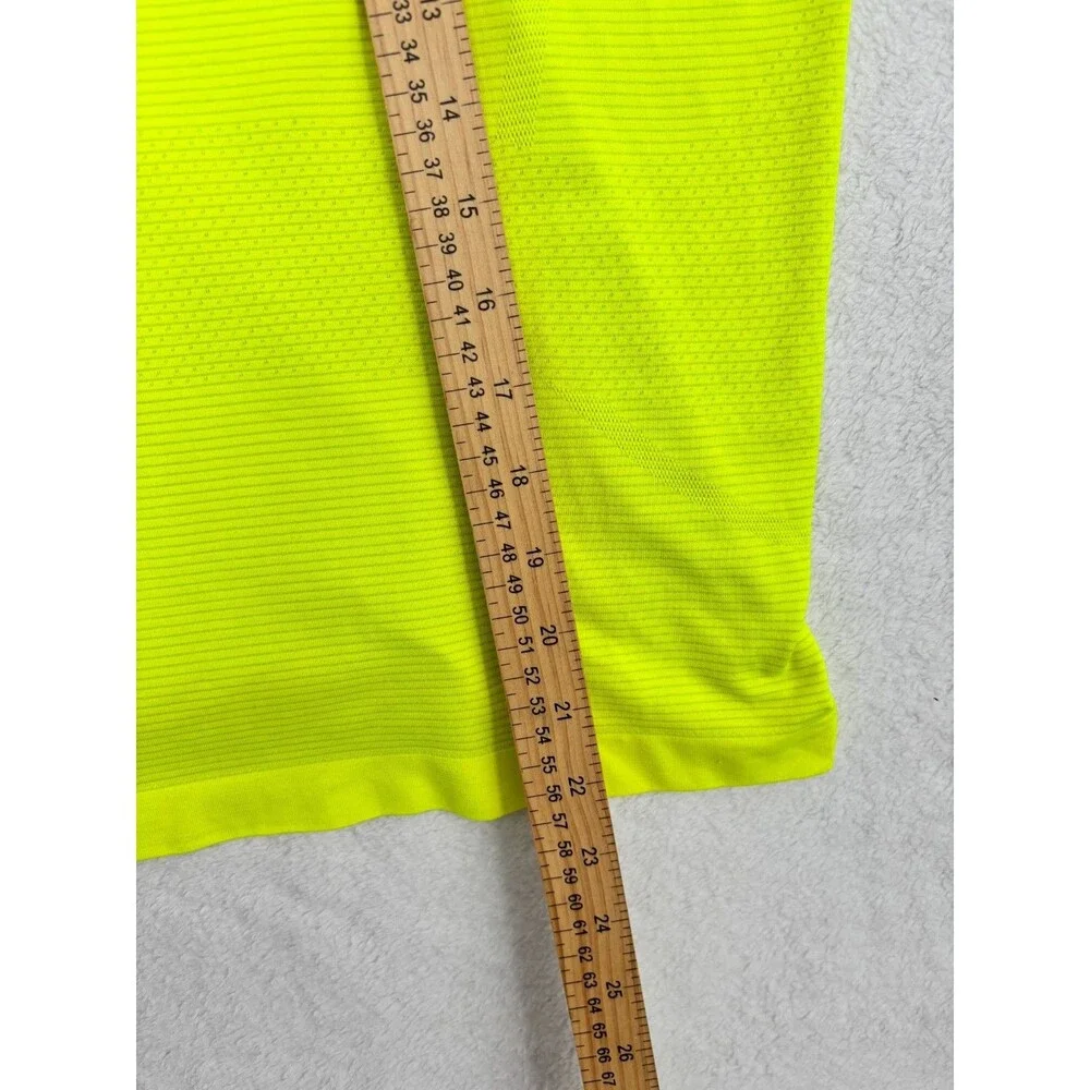 Lululemon Swiftly Tech Racerback 2.0 Race Length Tank Top Size 10‎